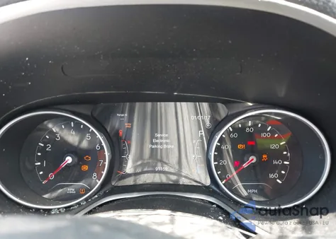 2018 Jeep Compass Limited 4X4 из США, поврежденный, VIN 3C4NJDCB4JT163536